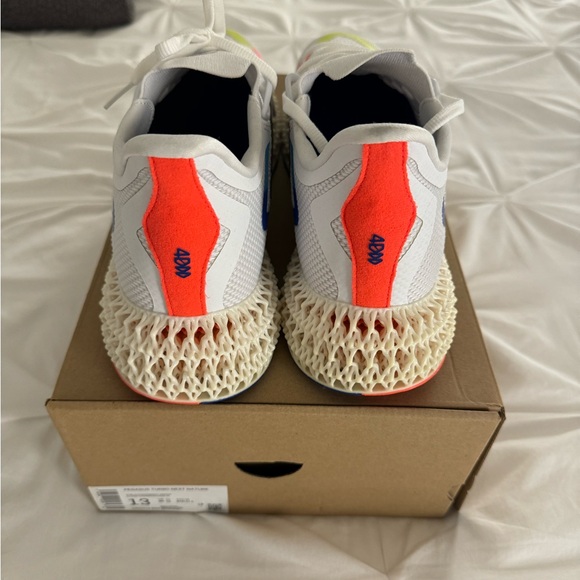 Adidas 4DFWD shoes - Picture 3 of 7